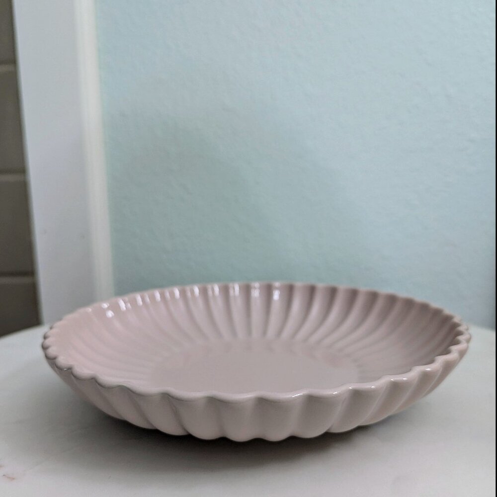 H&M Pink Fluted Stoneware Pasta/Salad Plate **